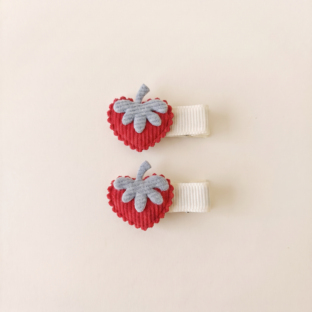 two bobby Corduroy Strawberry Clips – Red, pair
