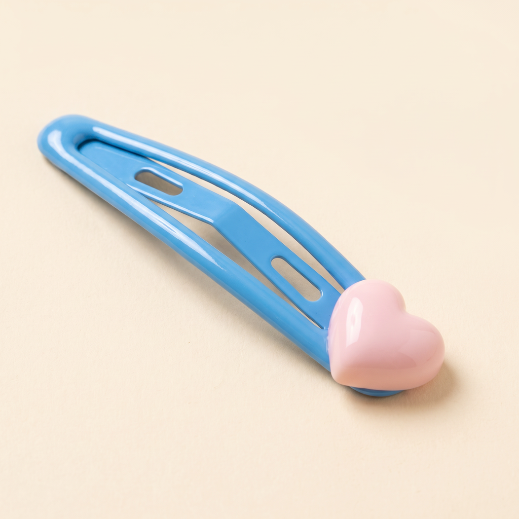 two bobby Heart Snap Clips – Blue, close-up