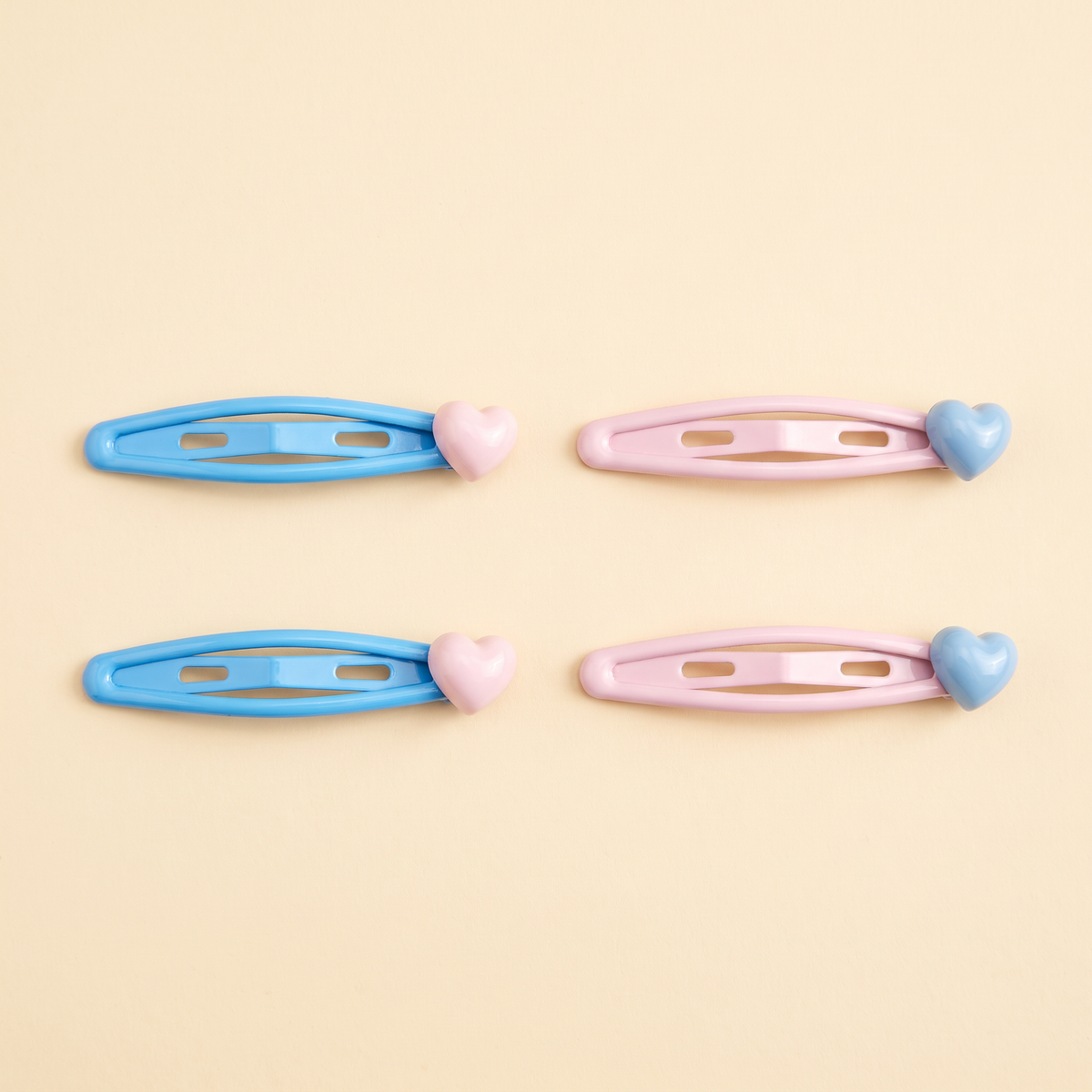 two bobby Heart Snap Clips – both colours