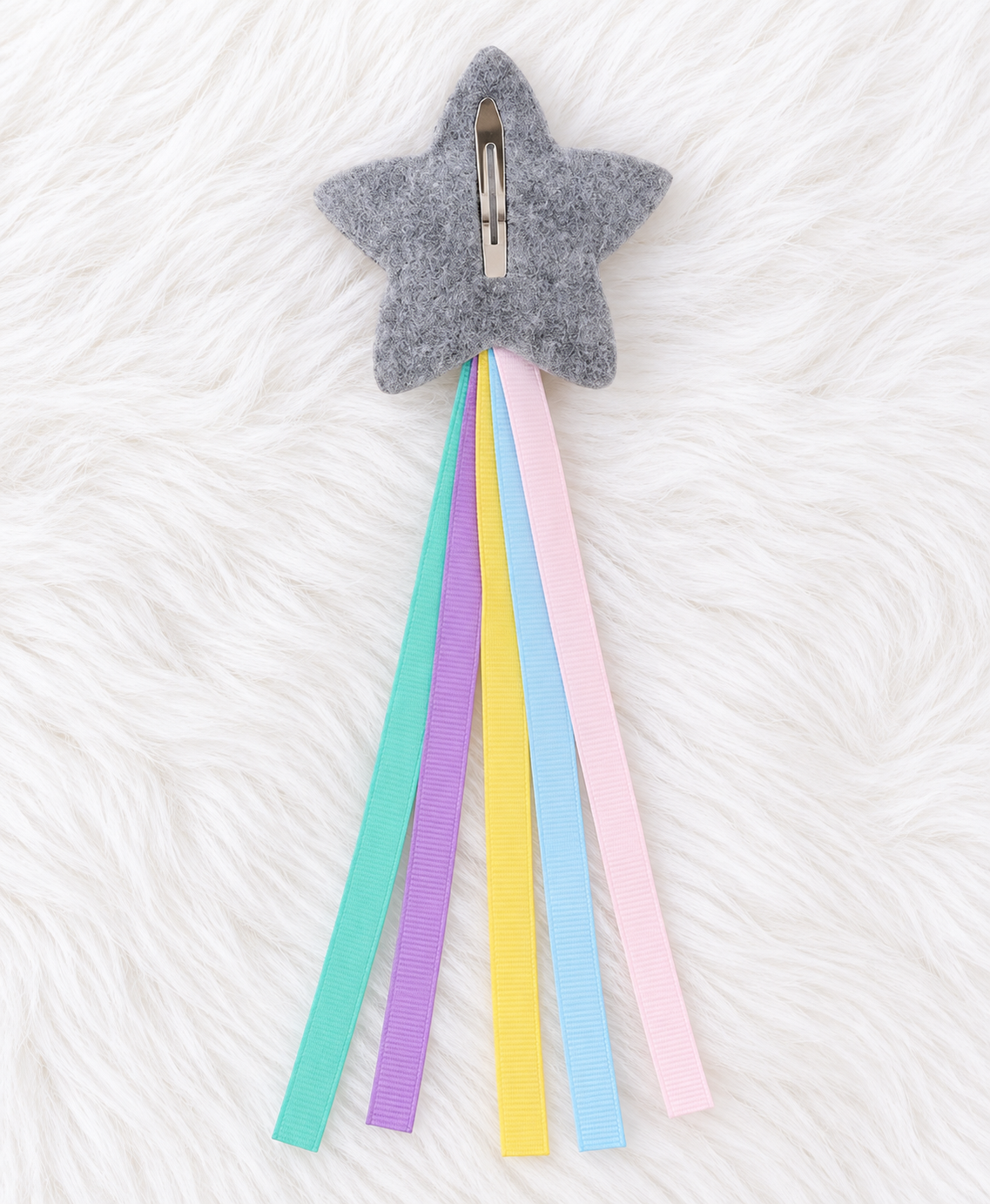 two bobby Rainbow Sherbet Star Tic Tac – star close-up
