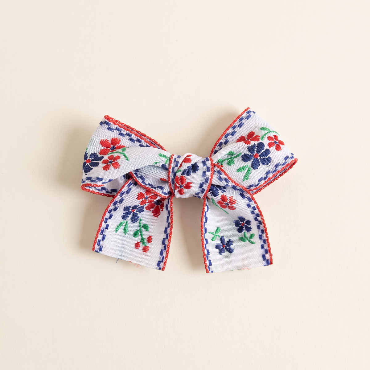 two bobby Embroidered Floral Bow – White