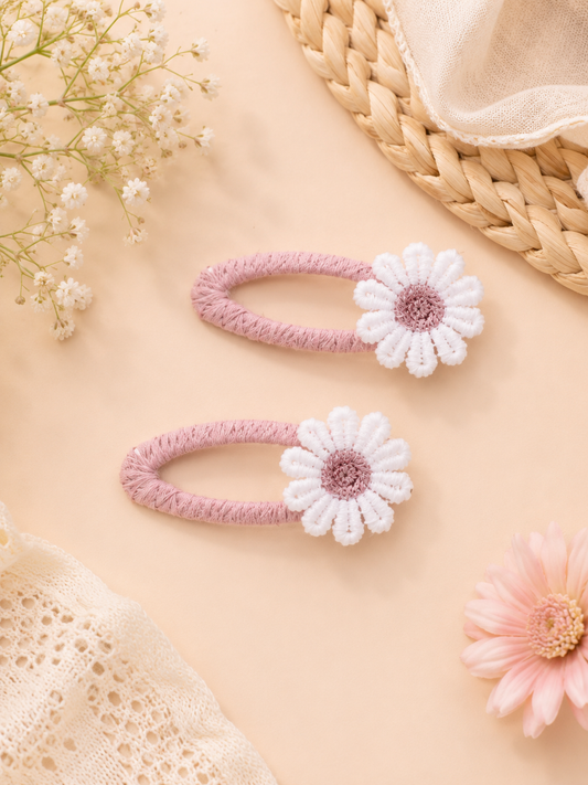 Daisy Bloom Tic Tac Clips