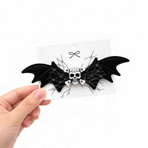 Skeleton Bat-Wing Clip