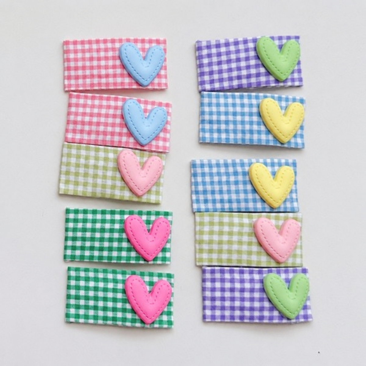 two bobby Gingham Heart Tic Tac Clips – view 1